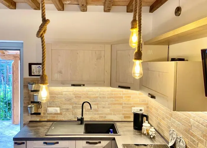 La Casetta Di Nonnana - 別荘