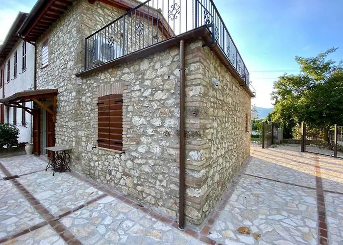 La Casetta Di Nonnana - Дом отдыха Терни